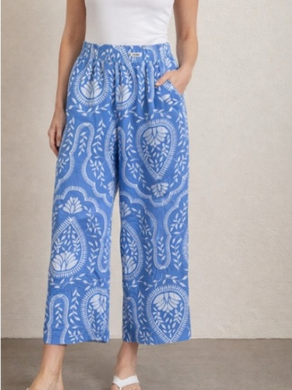 J BY Joie blue and white linen wide leg cropped pull on pant coastal lagen small